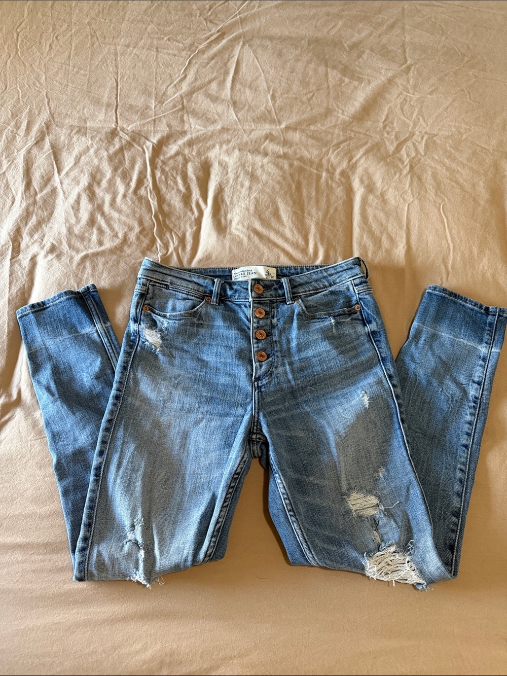 Abercrombie & Fitch Ankle Jean High Rise